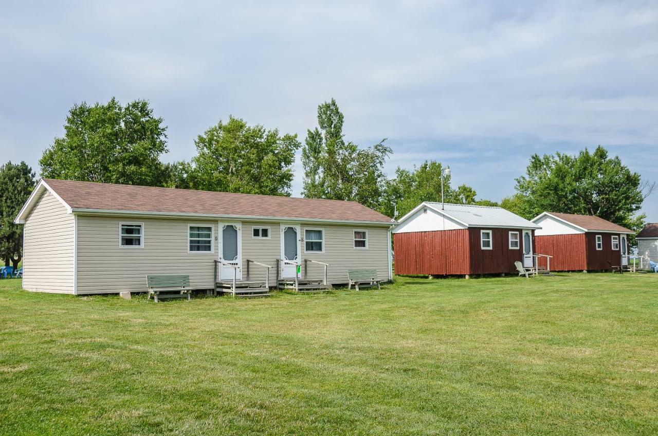 Rachel'S Motel And Cottages Surrey Exterior foto